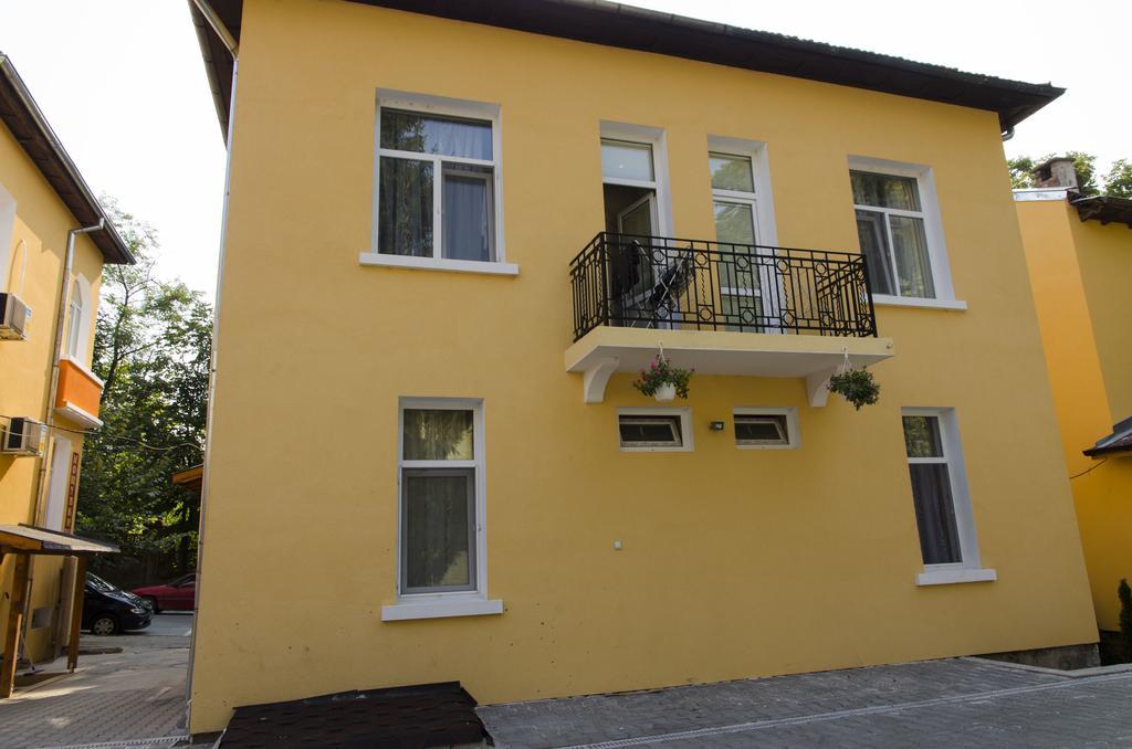 Guest House Anelim Veliko Tŭrnovo Exterior photo