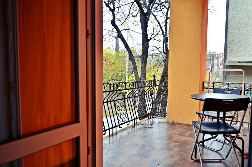 Guest House Anelim Veliko Tŭrnovo Exterior photo