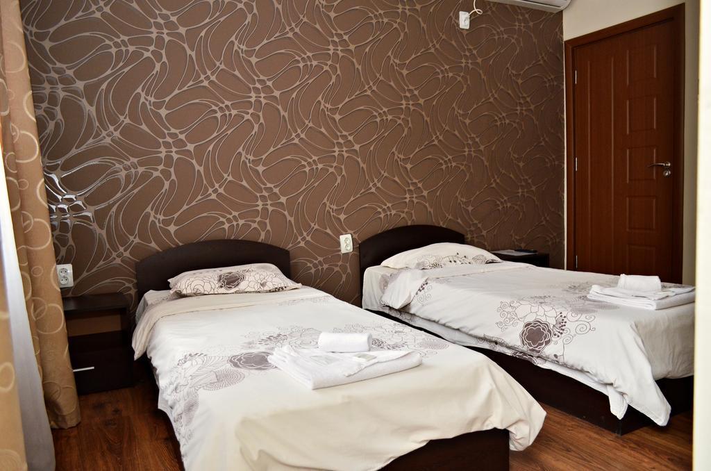 Guest House Anelim Veliko Tŭrnovo Exterior photo
