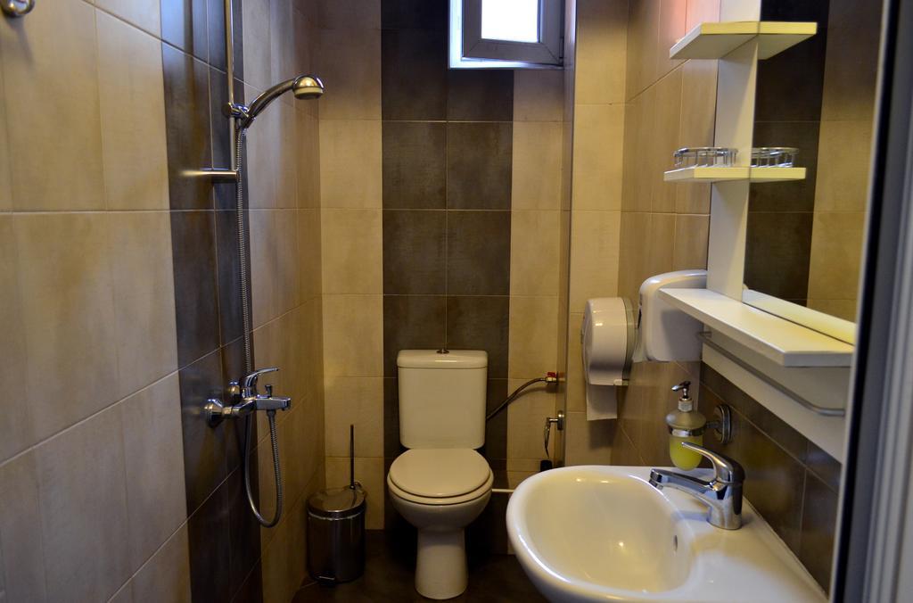 Guest House Anelim Veliko Tŭrnovo Exterior photo