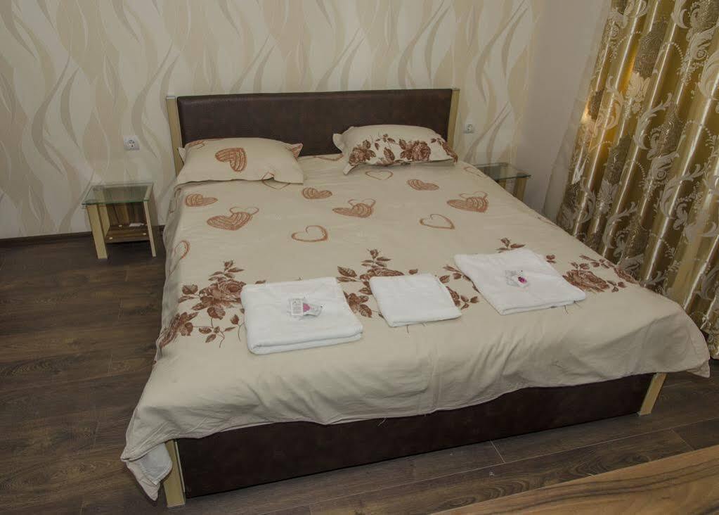 Guest House Anelim Veliko Tŭrnovo Exterior photo